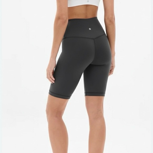 Athleta Pants - Athleta Ultra High Rise Elation 8" Shorts Black Biker Yoga Small S 1140